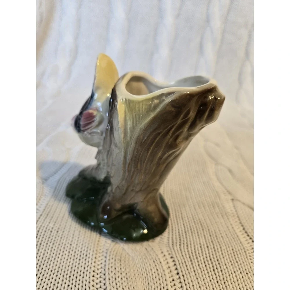 Vintage Royal Copley Hand Painted Pottery Nuthatch Like Bird On Branch Vase